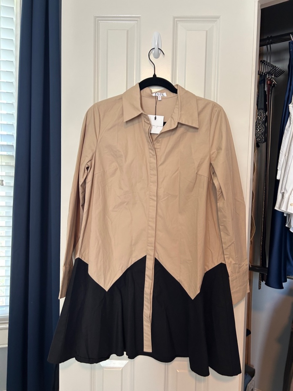 TCEC Beige and Black Long Sleeve Colorblock Shirt Dress